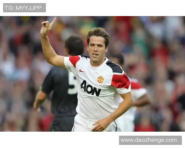 足球明星时尚穿搭揭秘 穿出球场外的魅力风采 足球明星时尚穿搭揭秘 穿出球场外的魅力风采